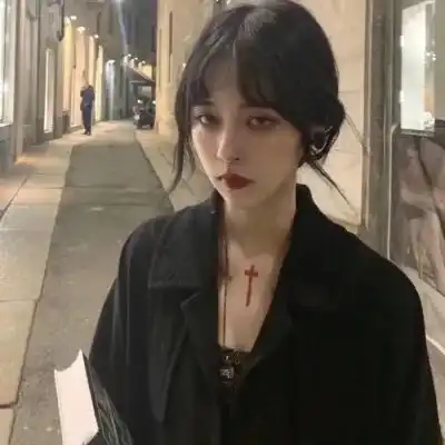 女生头像ins风漫头句子