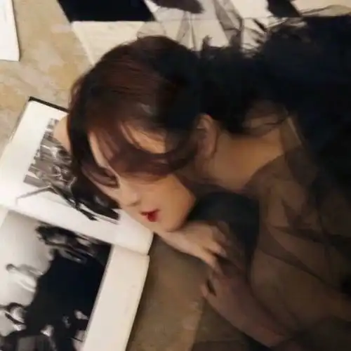 丧到极致的抑郁文案他说晚安只是为了让你闭嘴