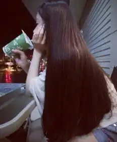 专剪夜晚独行女长发奇葩恋发男落入法网