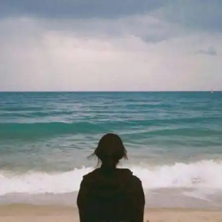 真人情侣头像两张背影,你不在身边后最难熬的时光