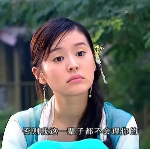 37岁小仙女柏雪久违露面,与奥运冠军孙一文一同现身