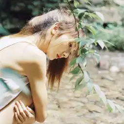 2018最新女生头像长发小清新大全唯美女生长发图片头像