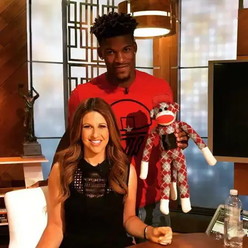 惊了巴特勒和espn女主播有一腿
