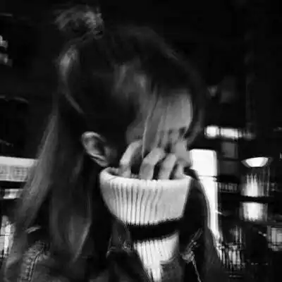 听到他名字的那一刻我愣住了说明qq女生头像我要个性网