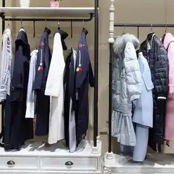 品牌折扣女装店怎么做海报,才能让内容更有吸引力
