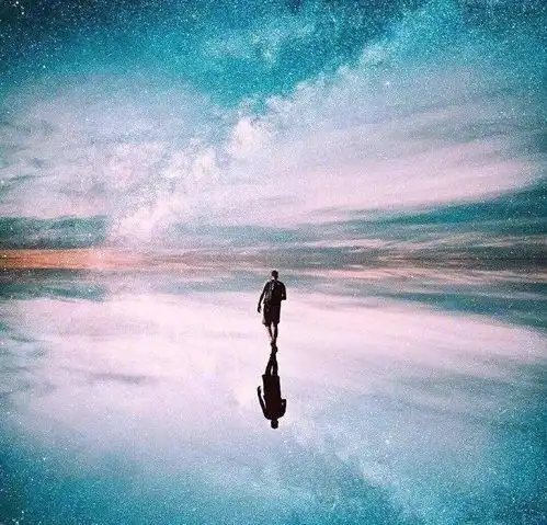 看淡一切释怀的头像男鲜