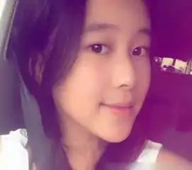胡军女儿走红网络揭男明星家的漂亮女儿