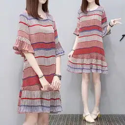 简约时尚的裙子搭配,甜美减龄,尽显你的迷人风采