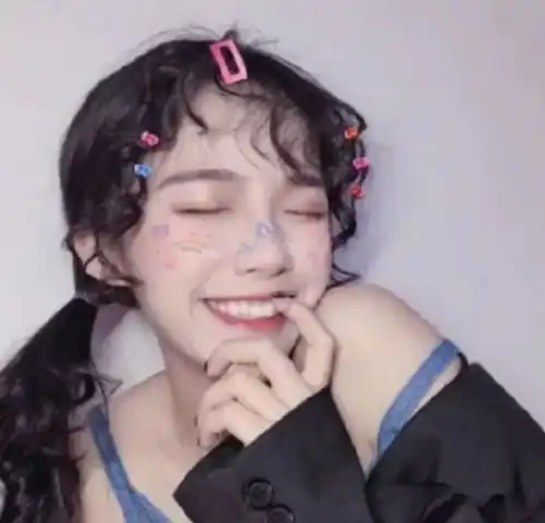 单纯有点傻的女孩子,身上独有的3特征,渣女根本模仿不来