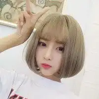 短发半丸子头头像女生微信头像图片大全