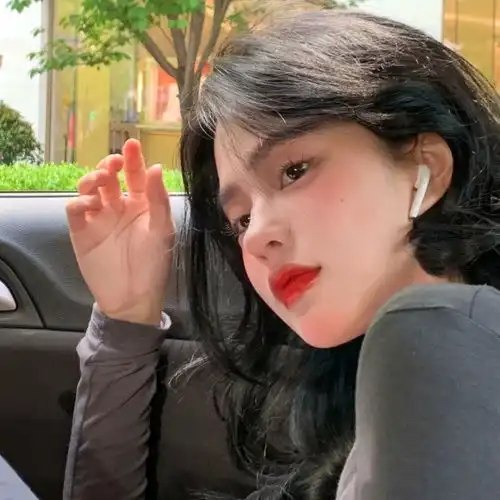 小众好看的女生头像反正也没有人看也不会火系列