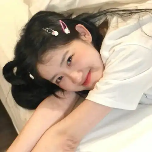 优质精选小众温柔甜美女生头像457