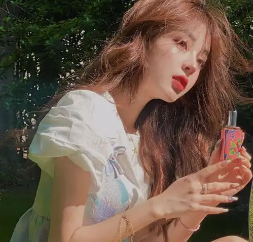 纯欲风女头为爱乞讨可不是公主的作风