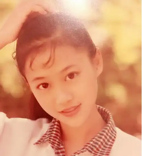 她是港姐出身,被称最美阿珂,曾因周润发一句话改变命运