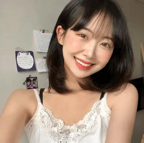 层次初恋少女短发