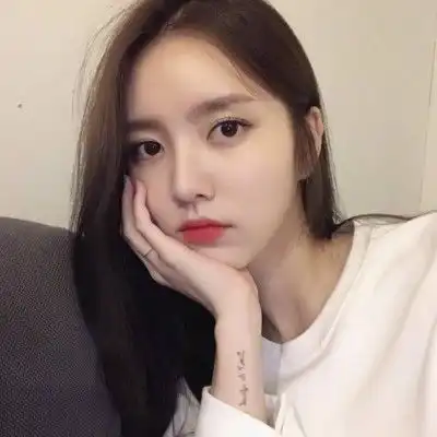 五十岁女人吉利头像版型