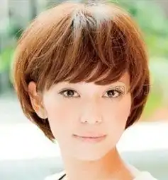 女生可爱蘑菇头小清新蘑菇头短发发型图片
