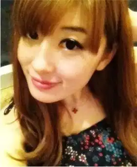 组图南大校花曝私房照,称年薪10万雇男保镖