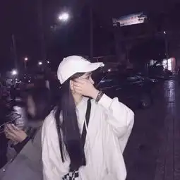 qq头像女生霸气帅气2018