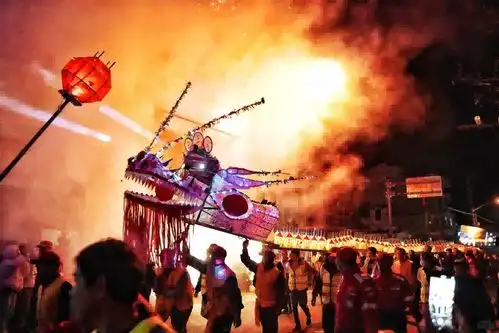 非遗板凳龙祈福迎龙年好运在瓶窑老街过年味十足的元宵盛宴