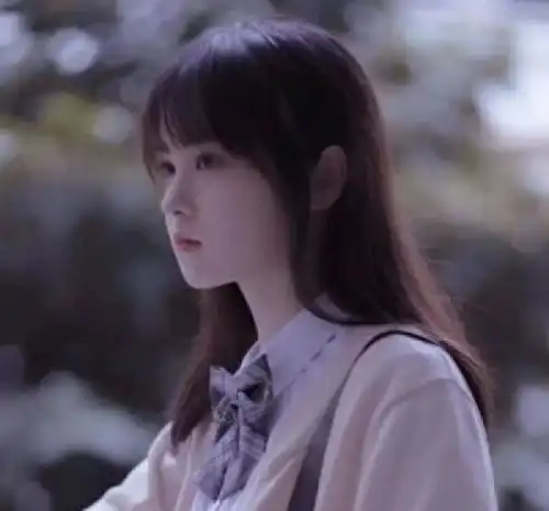 全网超火超仙气的女生头像瑞丽