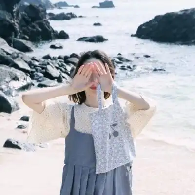 溺毙他日不期而遇,权当陌路之人