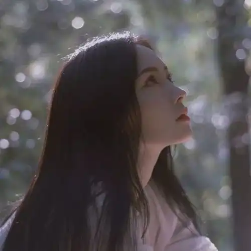 清新头像女唯美清纯李沁