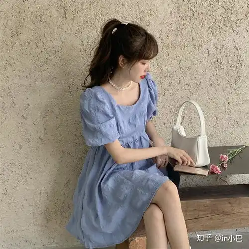 校园女神日常穿搭,可盐可甜不失时尚感,轻松穿出少女气质
