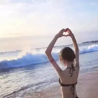 妩媚妖娆女生头像真人背