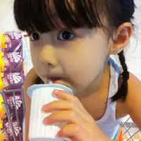 穿超人服的女生头像给你的爱,我要一次性收回