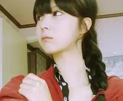 谁有素颜看头发斯文女生的头像