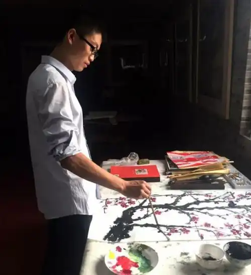 李树旺用艺术改变命运