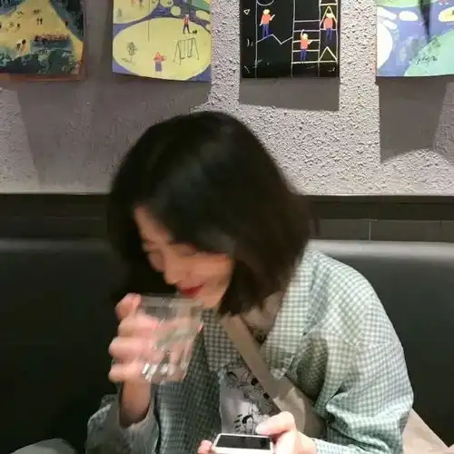 头像丧气清空敞开软软的肚皮叭,你的宝贝明年即将掉落
