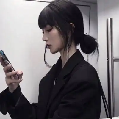 高颜值冷御姐头像暗黑头