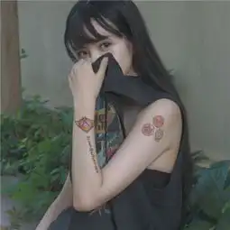 女生头像_超拽侧脸