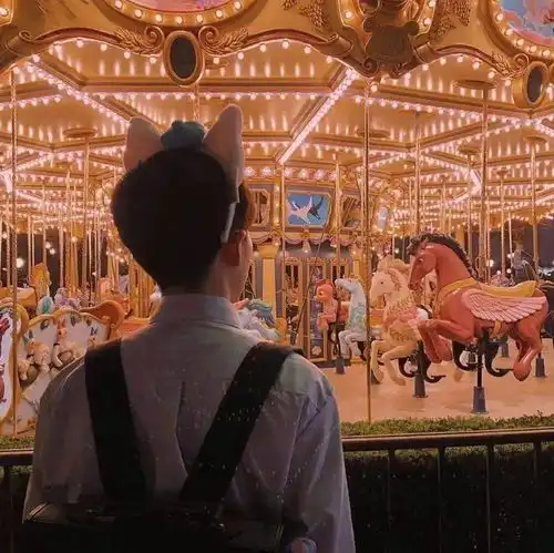 今日头像丨把星星熬成糖浆