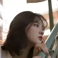伤感女头像侧脸孤独丧气伤感女生头像