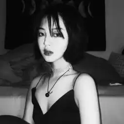 网图头像霸气高冷女12岁