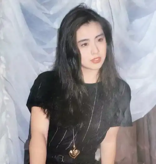 45岁的女人头像花的图片