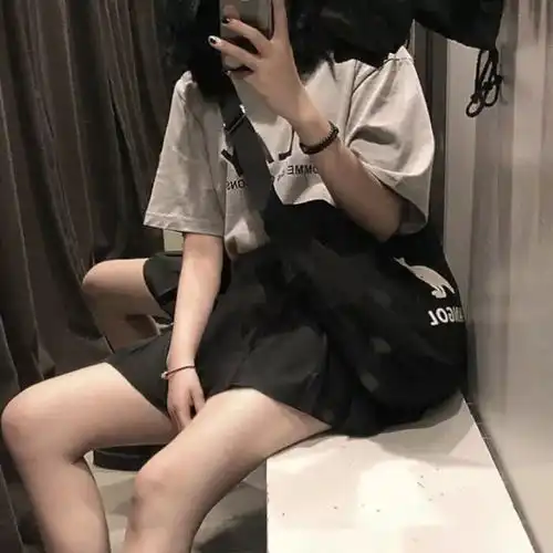 超火不露脸女生头像瘦不了的永远在骚动,吃不胖的都有恃无恐