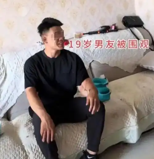 河北19岁小伙爱上35岁二婚带娃女,两人很合拍,一起运动一起玩