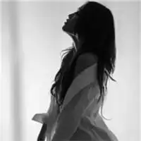 唯美的黑白女生qq头像