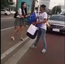 老汉公交车上猥亵女孩女司机当众呵斥南安两阿婆竟为这事打起来南安一烤鱼店失火为买周杰伦厦门演唱会门票4人被骗子骗7千多