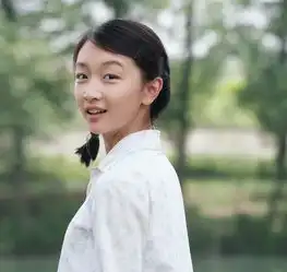 从无存在感小花到金马最佳女主角周冬雨2016的成长之路