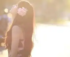 唯美女生头像,背影,头戴花