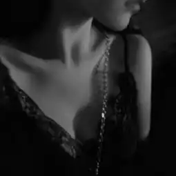 恐怖头像女生冷酷黑色带