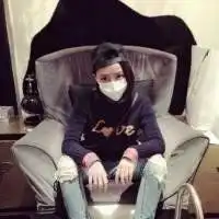 15岁女生头像戴口罩的亚