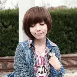 流行长脸美女们可以剪的时尚短发发型