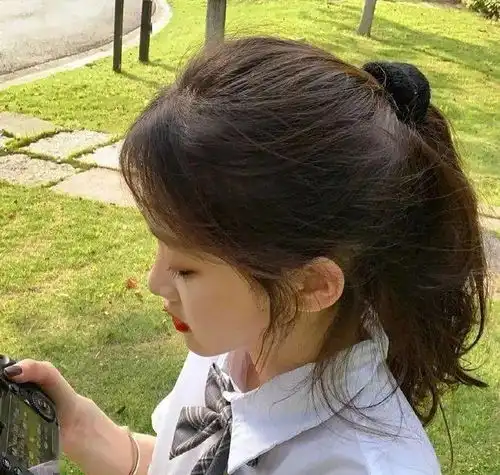 今日头像丨未来的路,闪闪发光