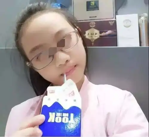 12岁头像真人女男孩